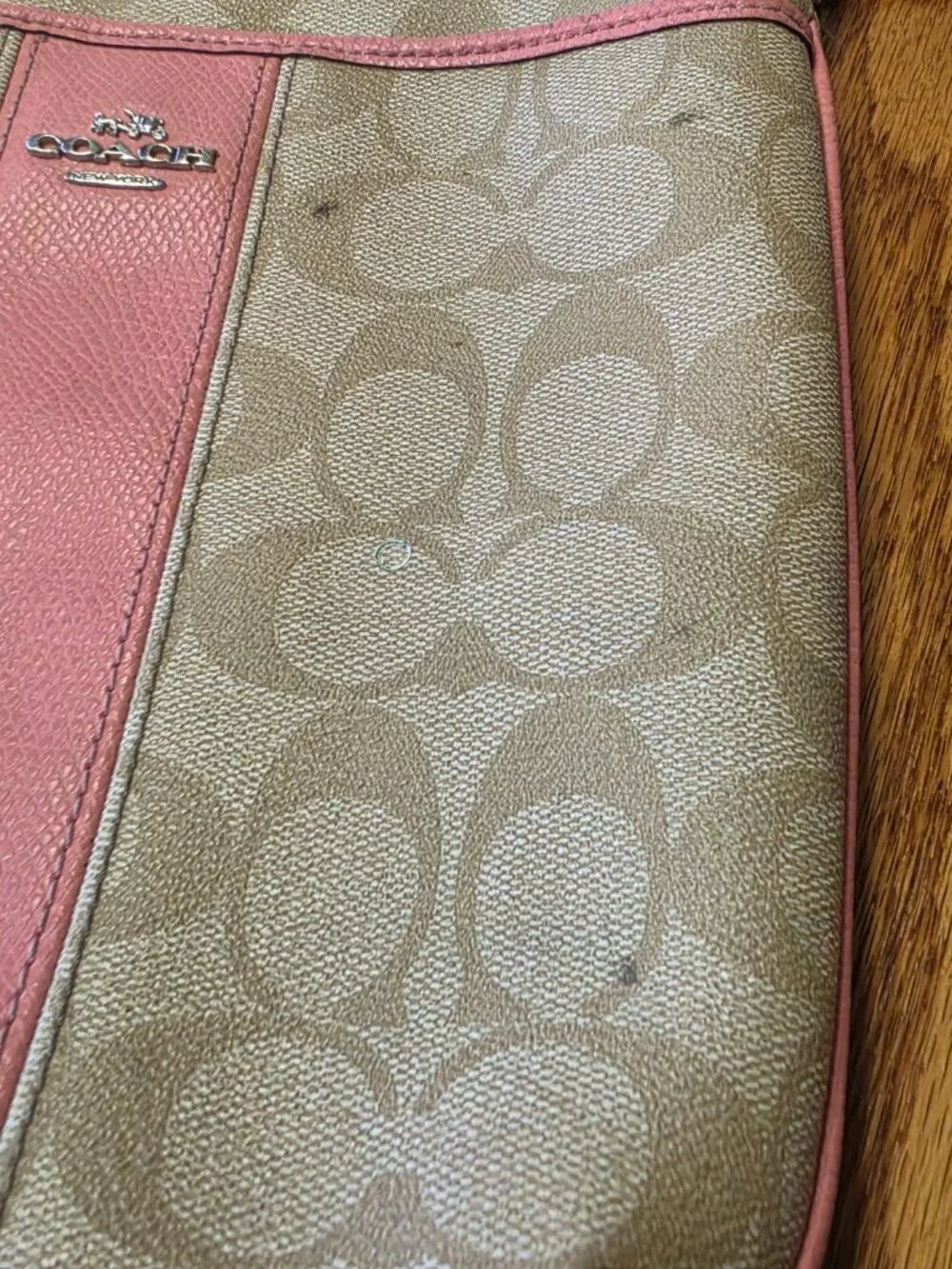Coach f52856 pvc